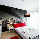 Astoria Studio Vi, Rhodes City Center